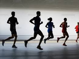 赛季第一次两双！王俊杰贡献12分12板3助1帽 狂抢6前场板