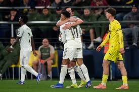 麻将中后期你还敢乱冲吗（打到麻将中后段，你还敢冒进去吗？）